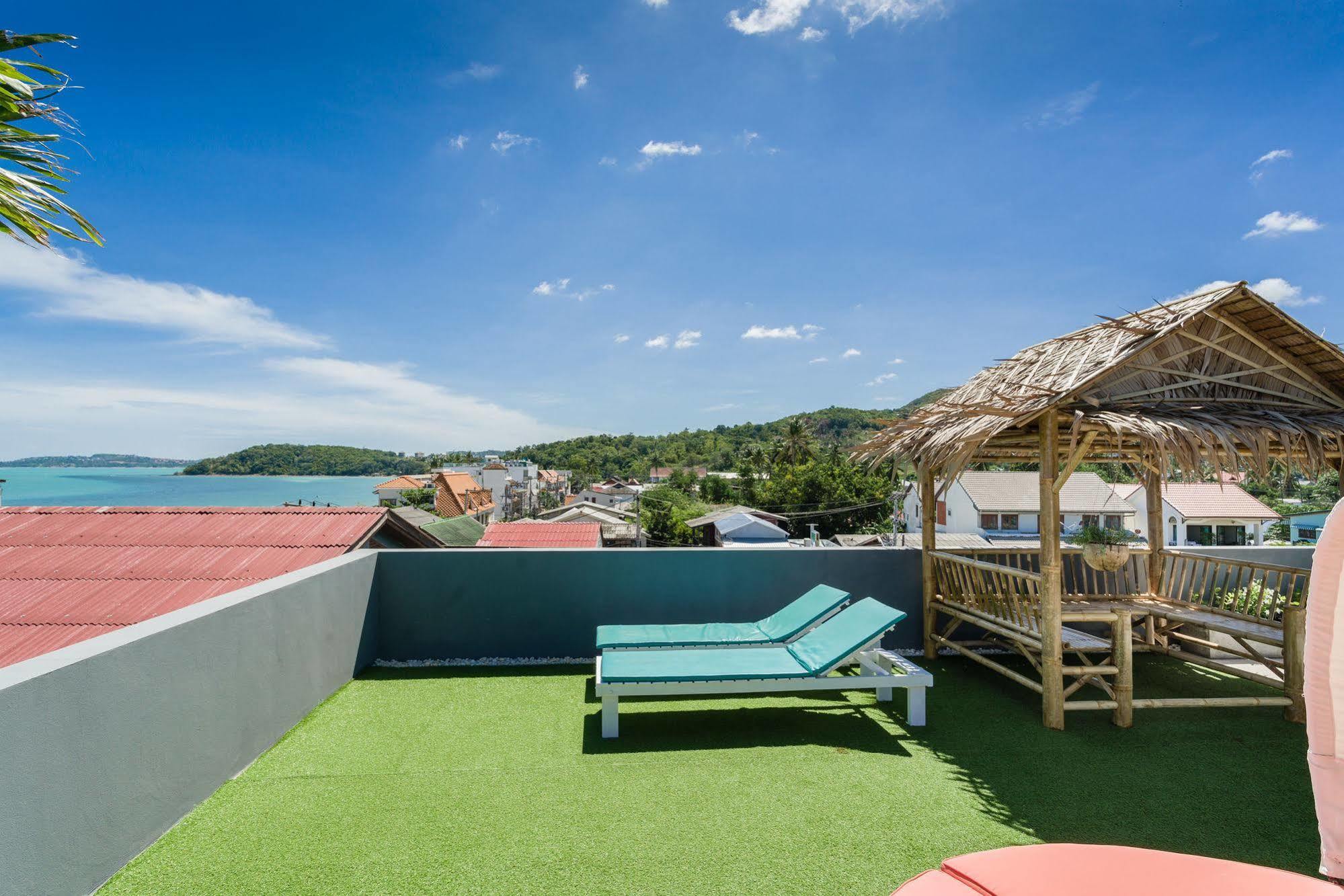 Pelegrin Hotel Samui Bophut Bagian luar foto