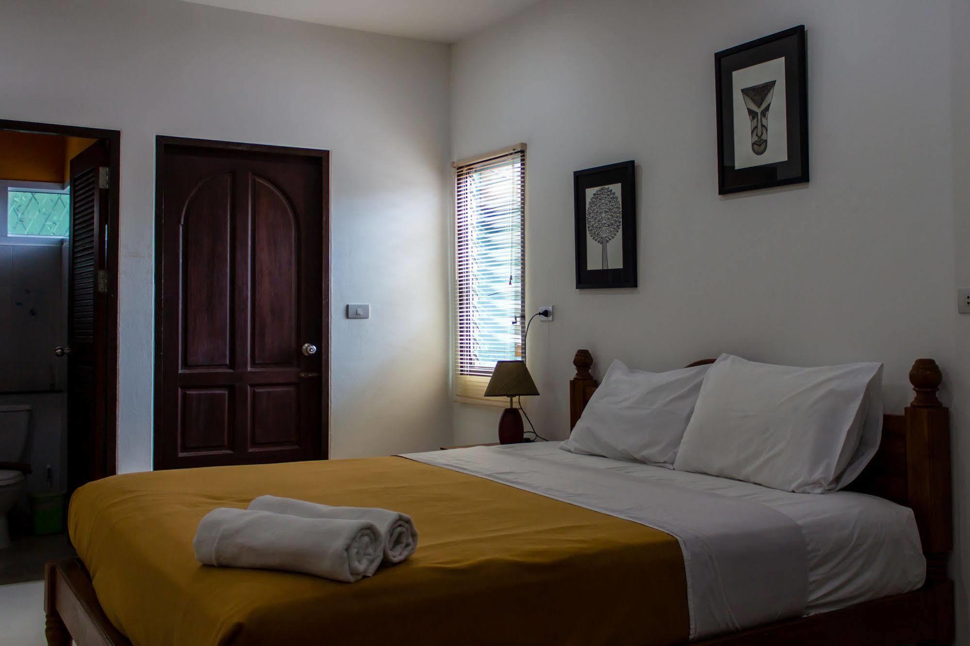 Pelegrin Hotel Samui Bophut Bagian luar foto